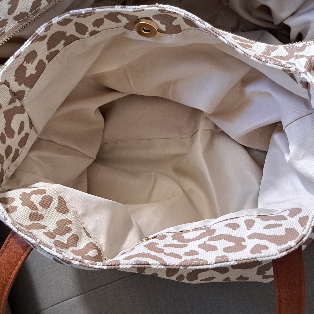 Antik Kraft Canvas Vegan Leather HUGE Animal Print Tote Purse - Picture 9 of 15